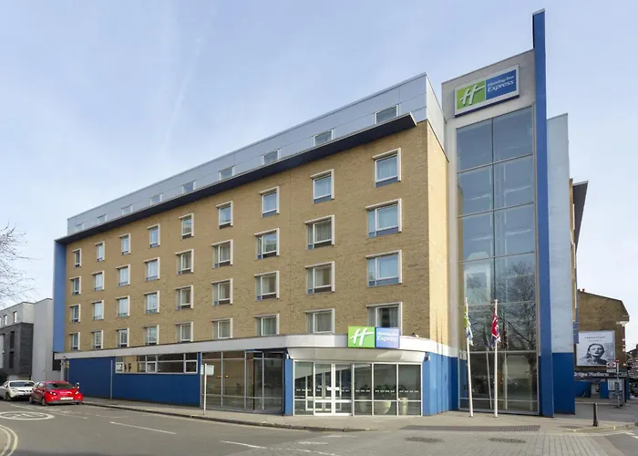 Holiday Inn Express Earls Court By Ihg London